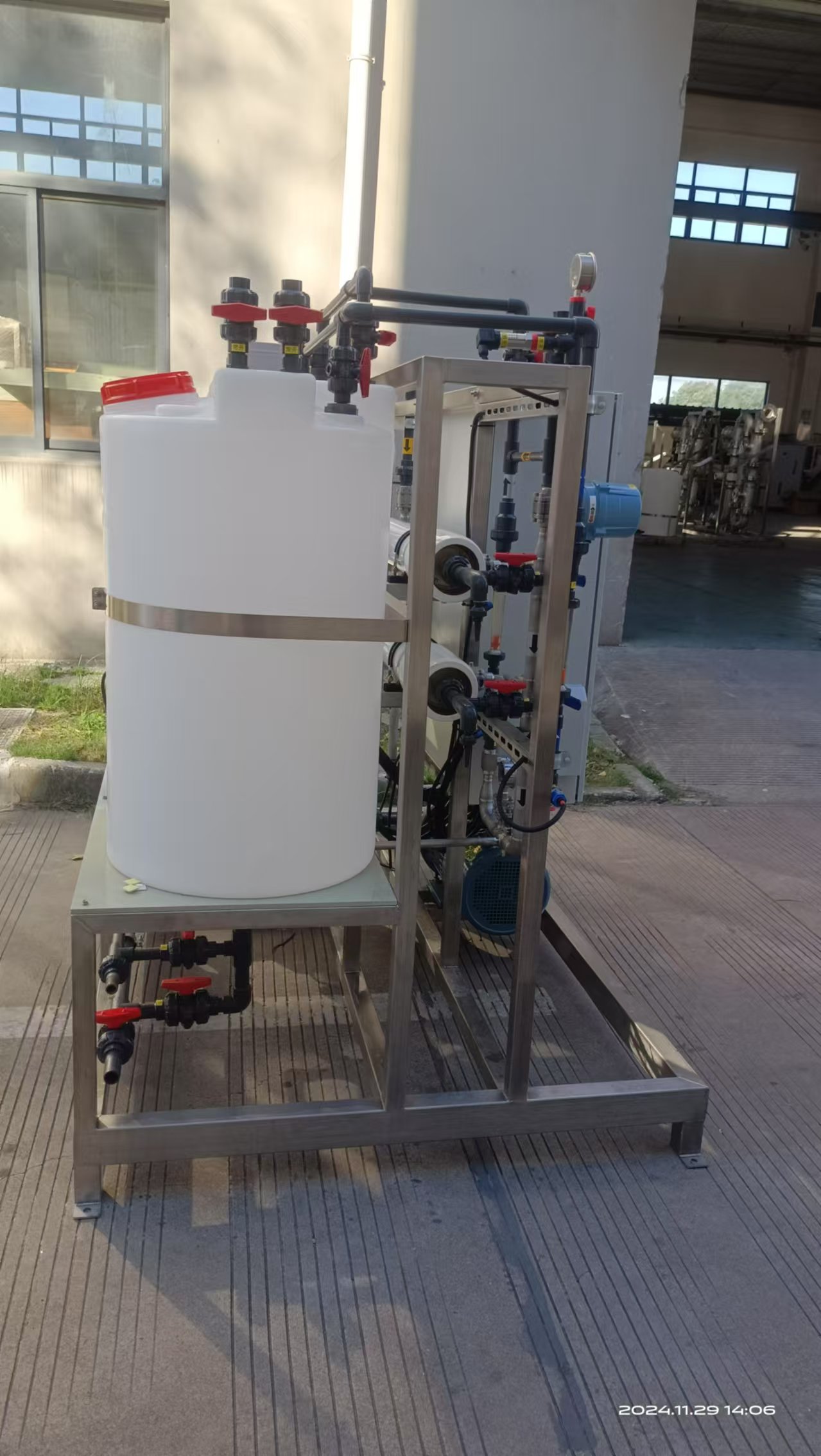 Wind Solar Hybrid Kit - Hybrid Wind-Solar RO-Pflanze mit Lithium-Batteriebank und